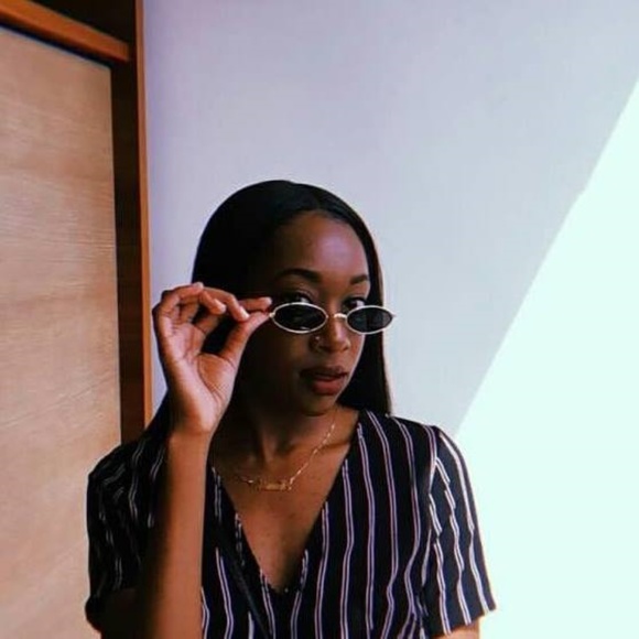 Meet your Posher, Tomika - Picture 1 of 1